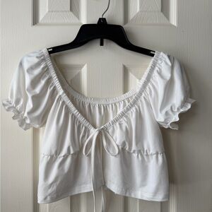 SHEIN White Puff Sleeve Crop Top